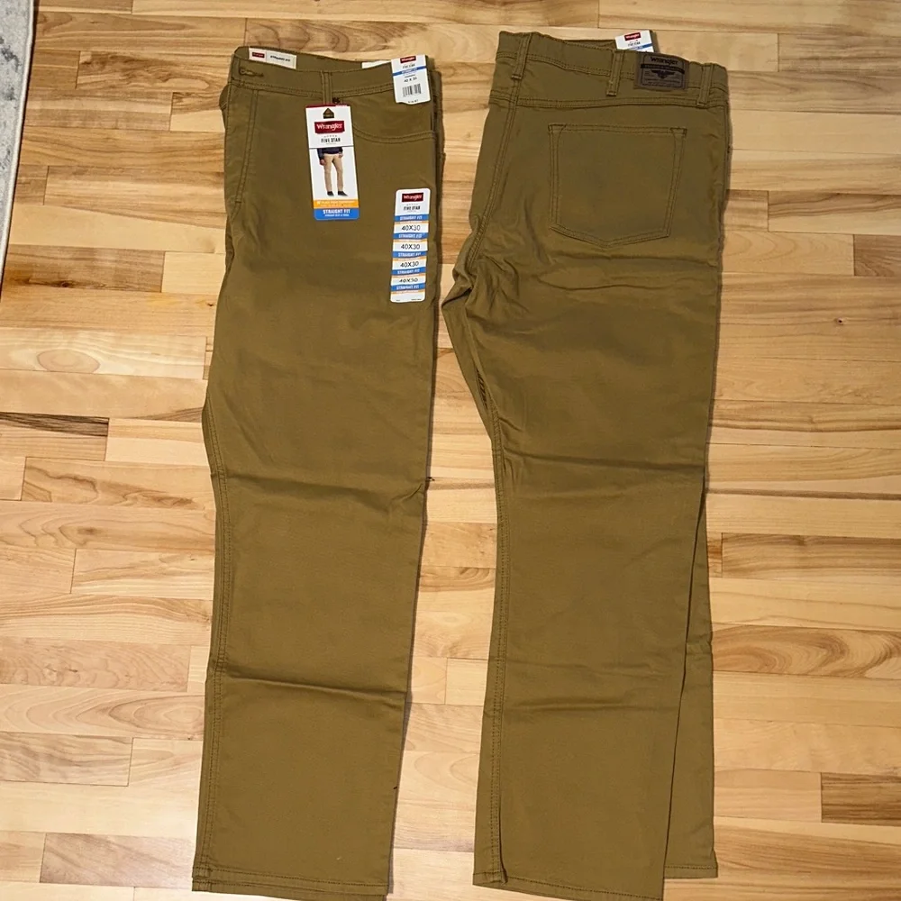 Wrangler Men's Straight Fit Khaki Pants 40x30 Set of 2 NWT